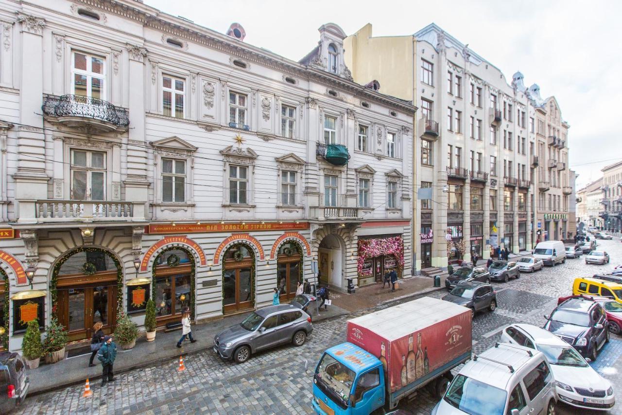 Біля Вокзалу Квартира Подобово По Вулиці Коротка 11 Сучасна Після Ремонту Lviv Exterior foto